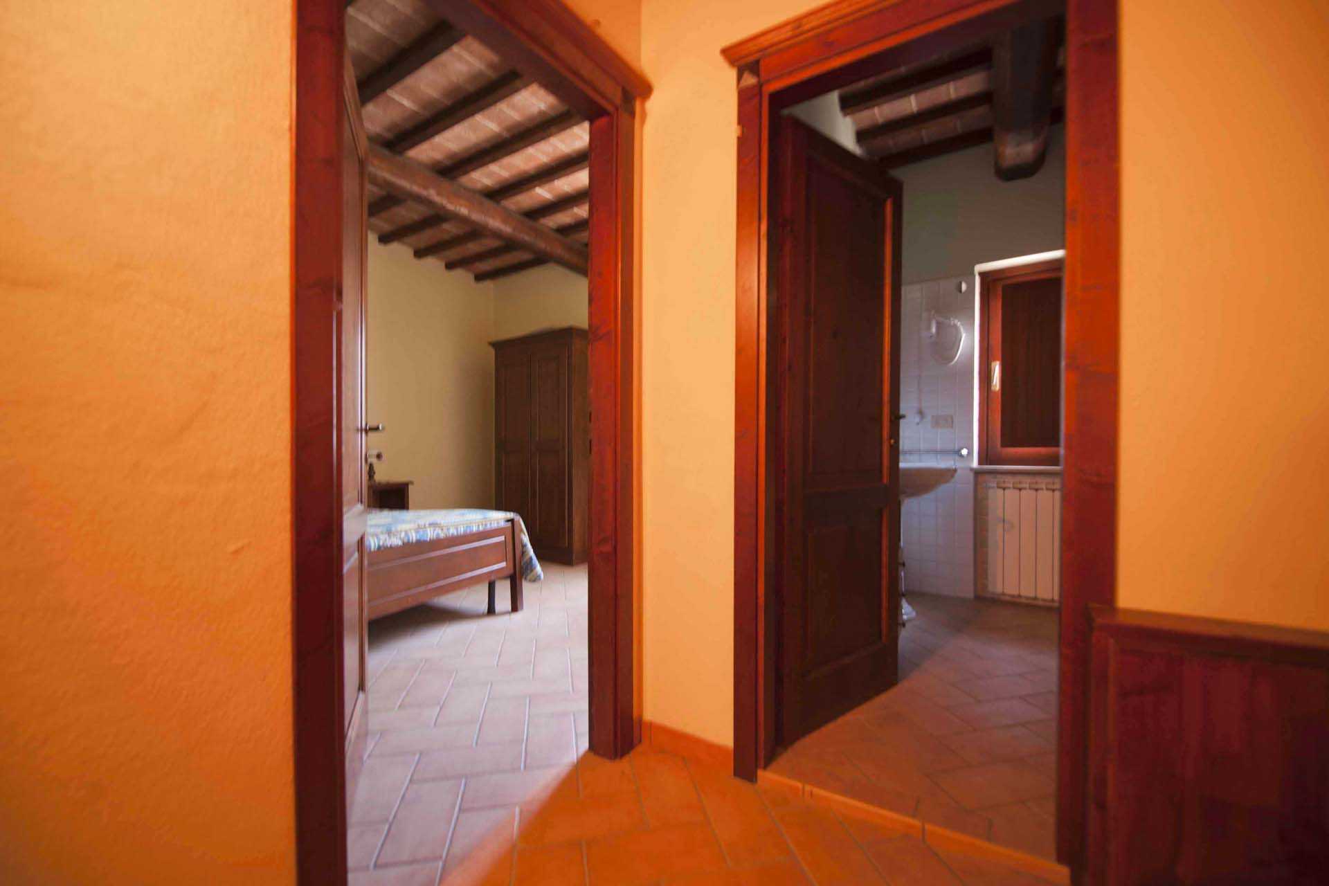 House in Gubbio, Perugia 10058791