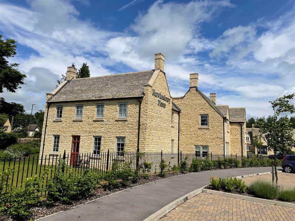 Condominio en Stow-on-the-Wold,  10058924