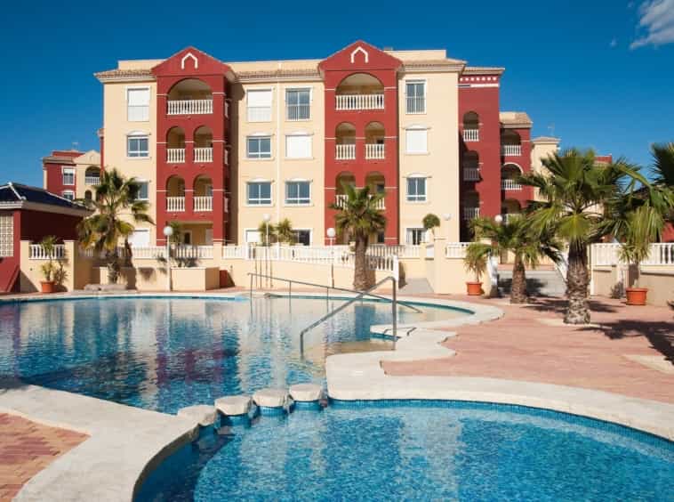 Condominium in Los Alcázares, Murcia 10059670