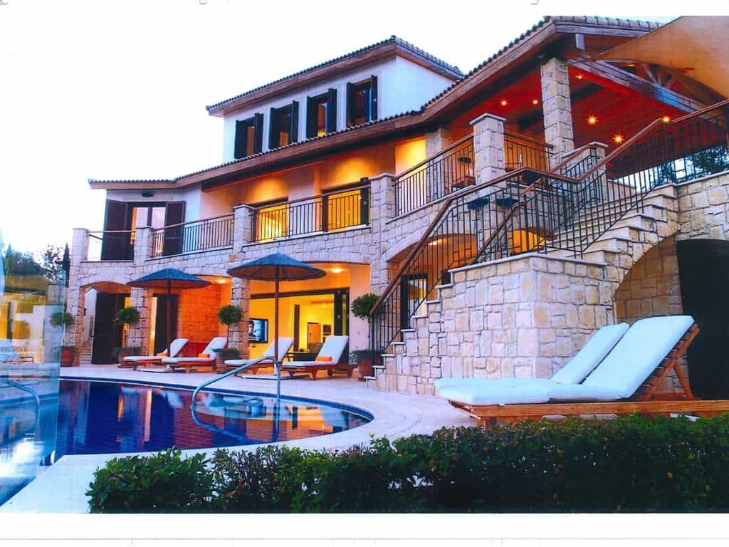 بيت في Aphrodite Hills, Limassol 10060018