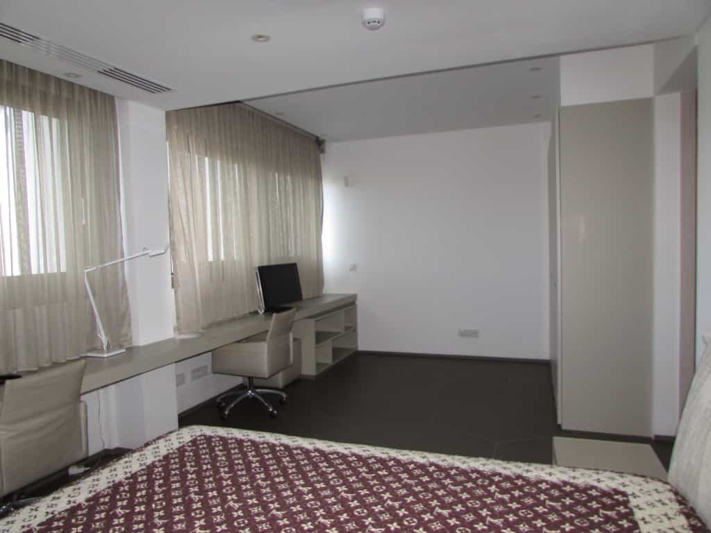 公寓 在 Kato Paphos, Limassol 10060144