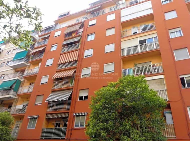 Condominium in Valencia, Valencia 10060690