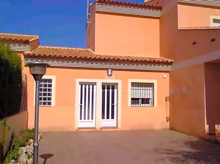 Hus i Monserrat, Valencia 10060714
