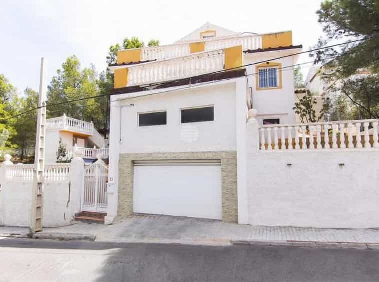 House in Gilet, Valencia 10060802