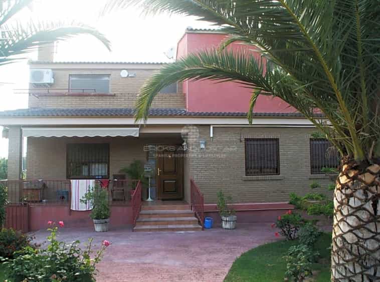بيت في Naquera, Valencia 10061335