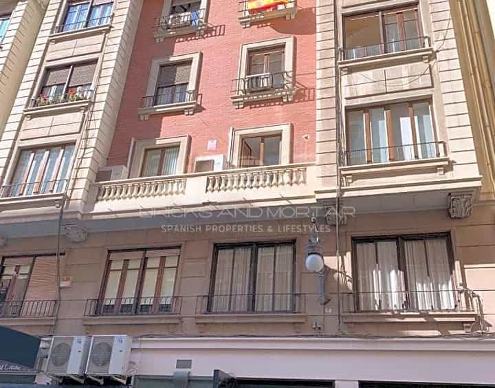 公寓 在 巴倫西亞, 巴倫西亞 10061389