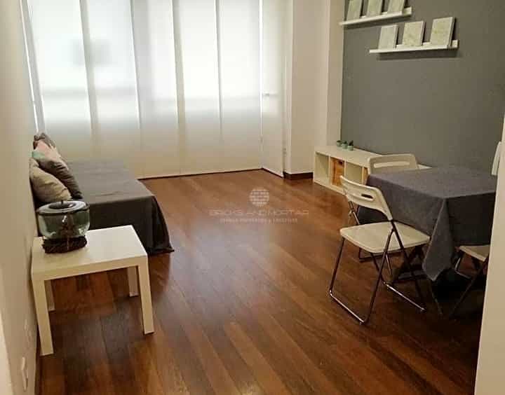 公寓 在 巴伦西亚, 巴伦西亚 10061557