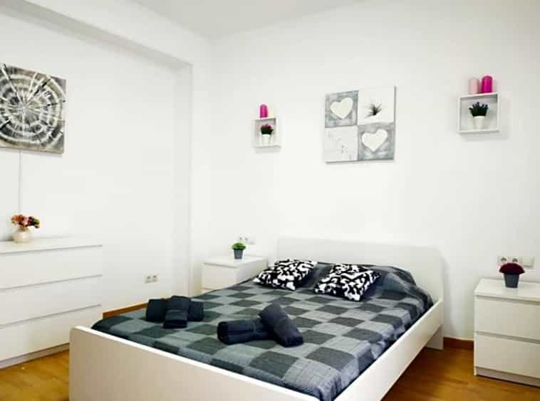 公寓 在 巴倫西亞, 巴倫西亞 10061560