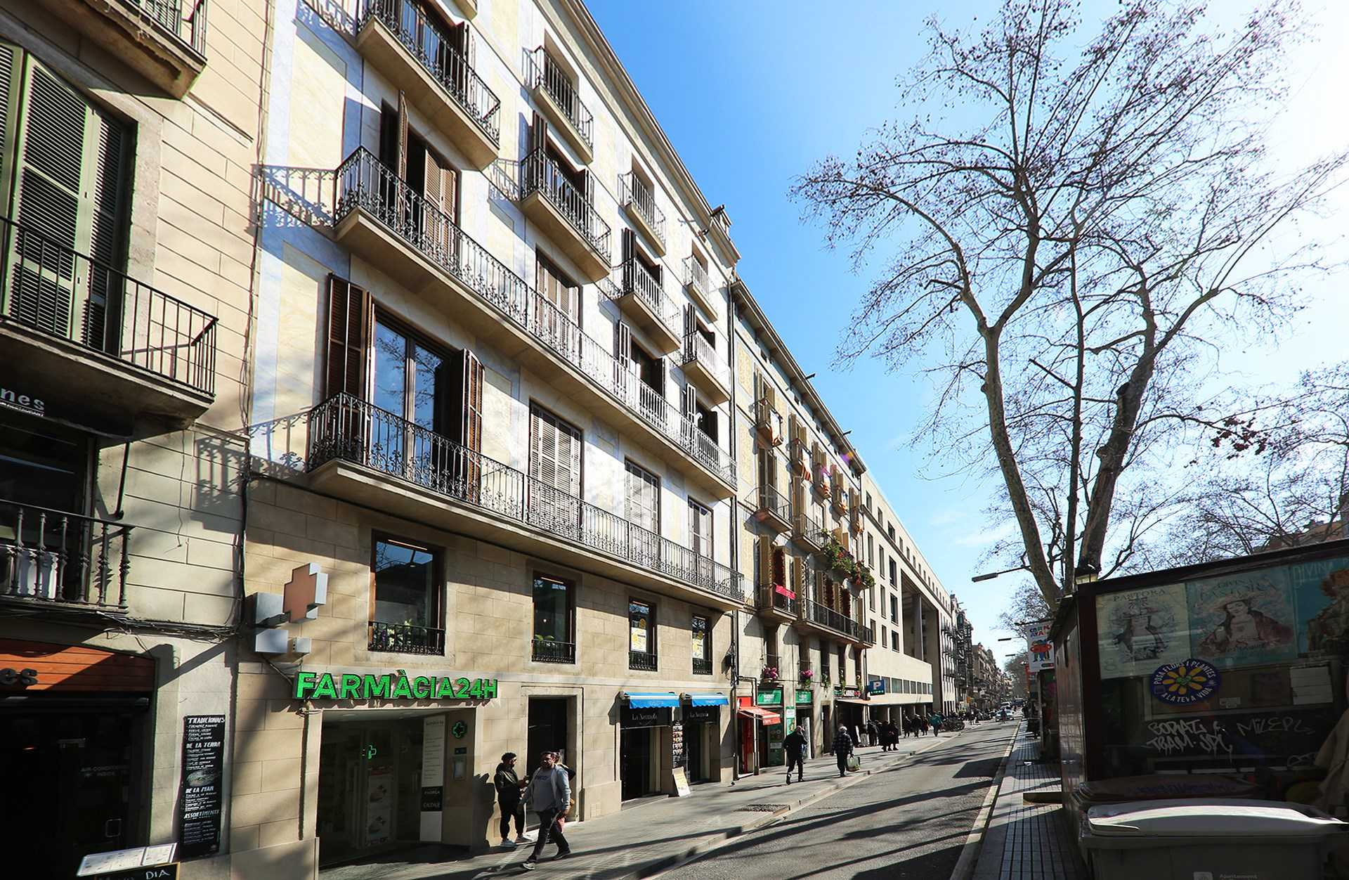 Condominium in Barcelona, Barcelona 10061587