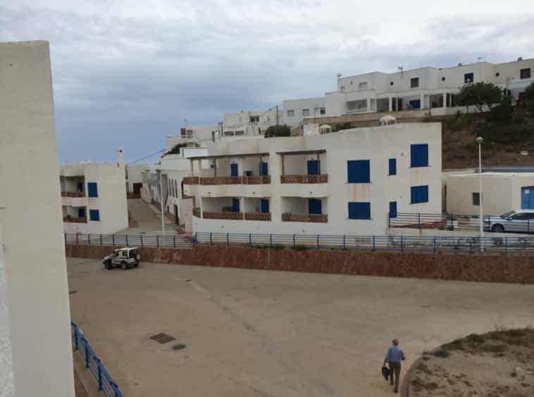 Condominium in La Isleta del Moro, Almeria 10061784