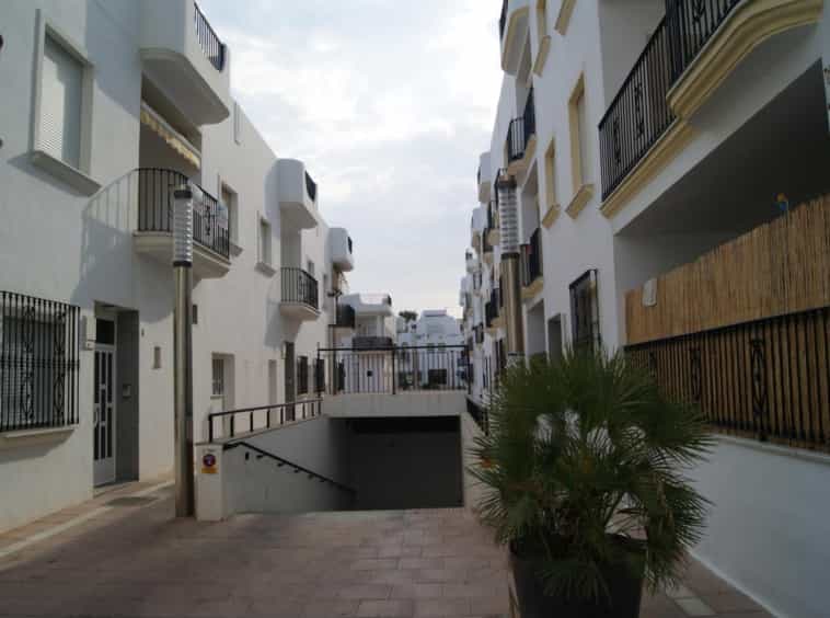 Condominium in Carboneras, Almeria 10061789