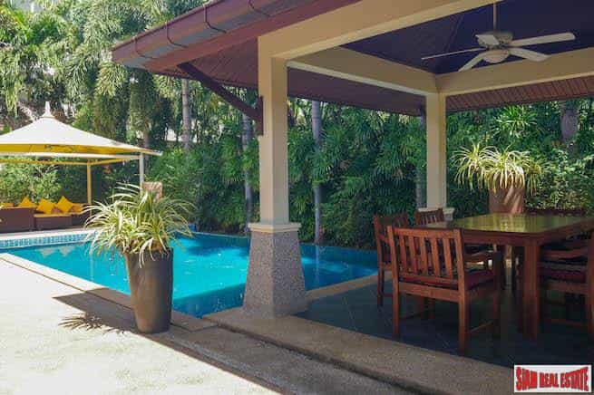 Huis in Kamala, Phuket 10061793