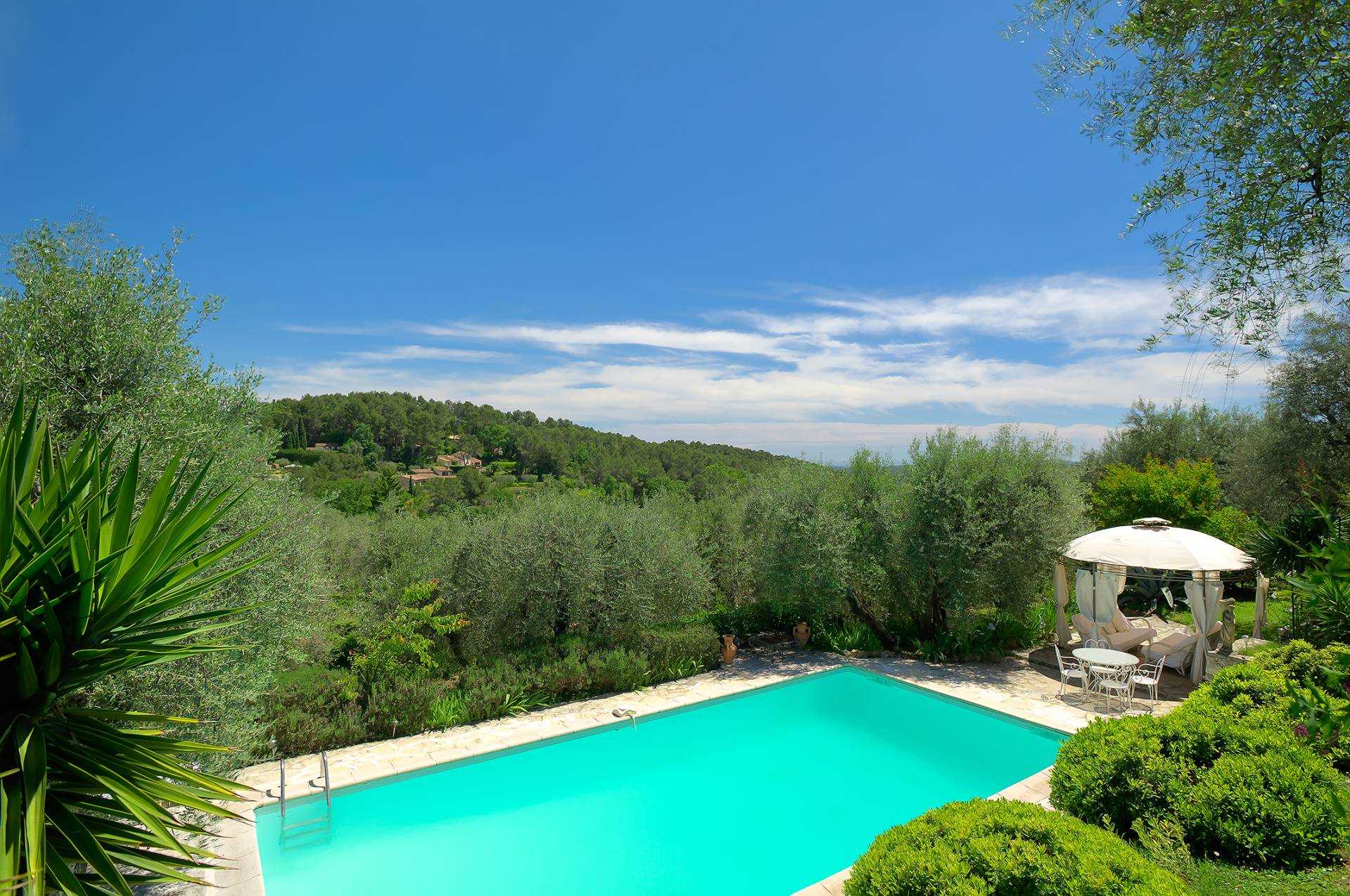 Talo sisään Opio, Provence-Alpes-Cote d'Azur 10062039