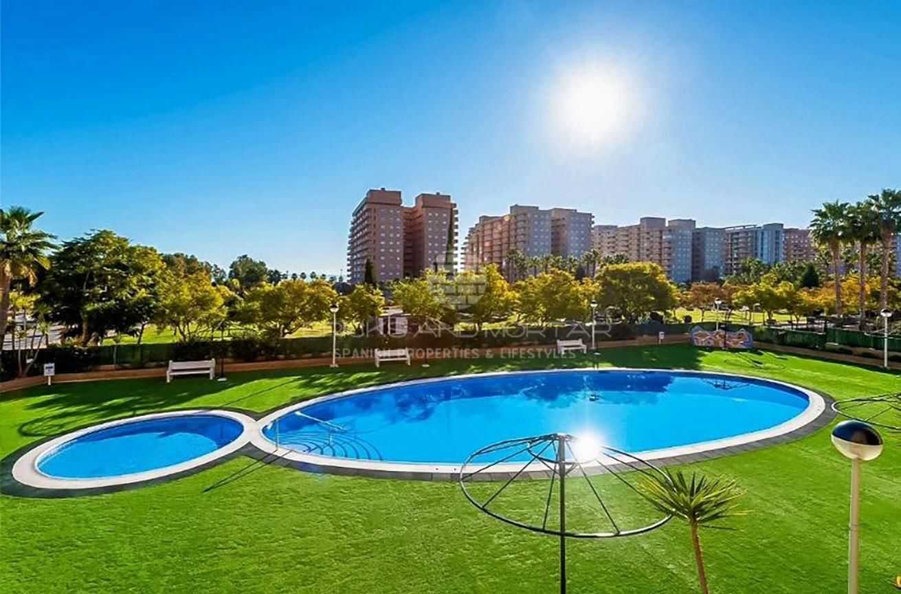 Condominium in Oropesa, Valencia 10062193