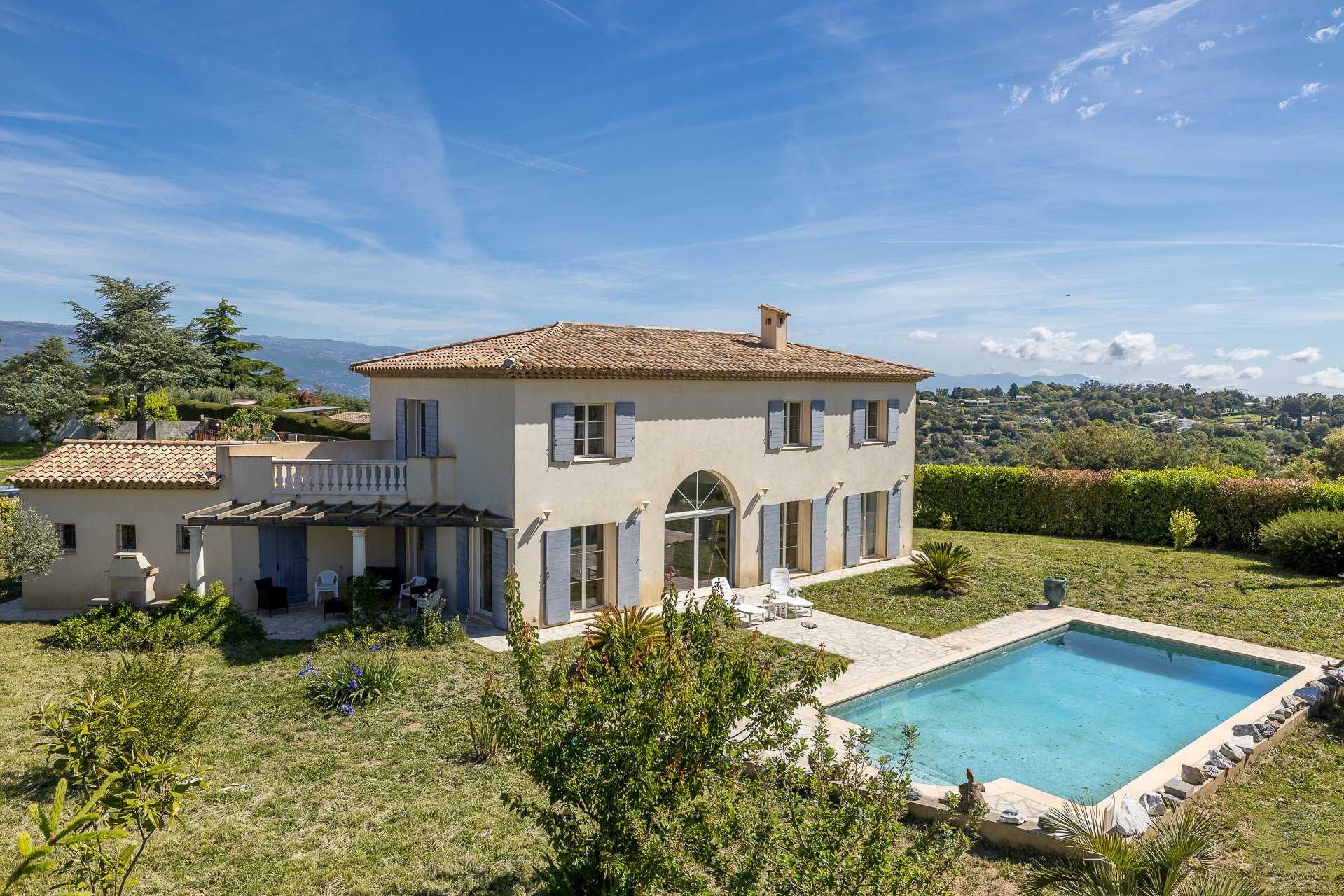 Hus i Tanneron, Provence-Alpes-Cote d'Azur 10062460