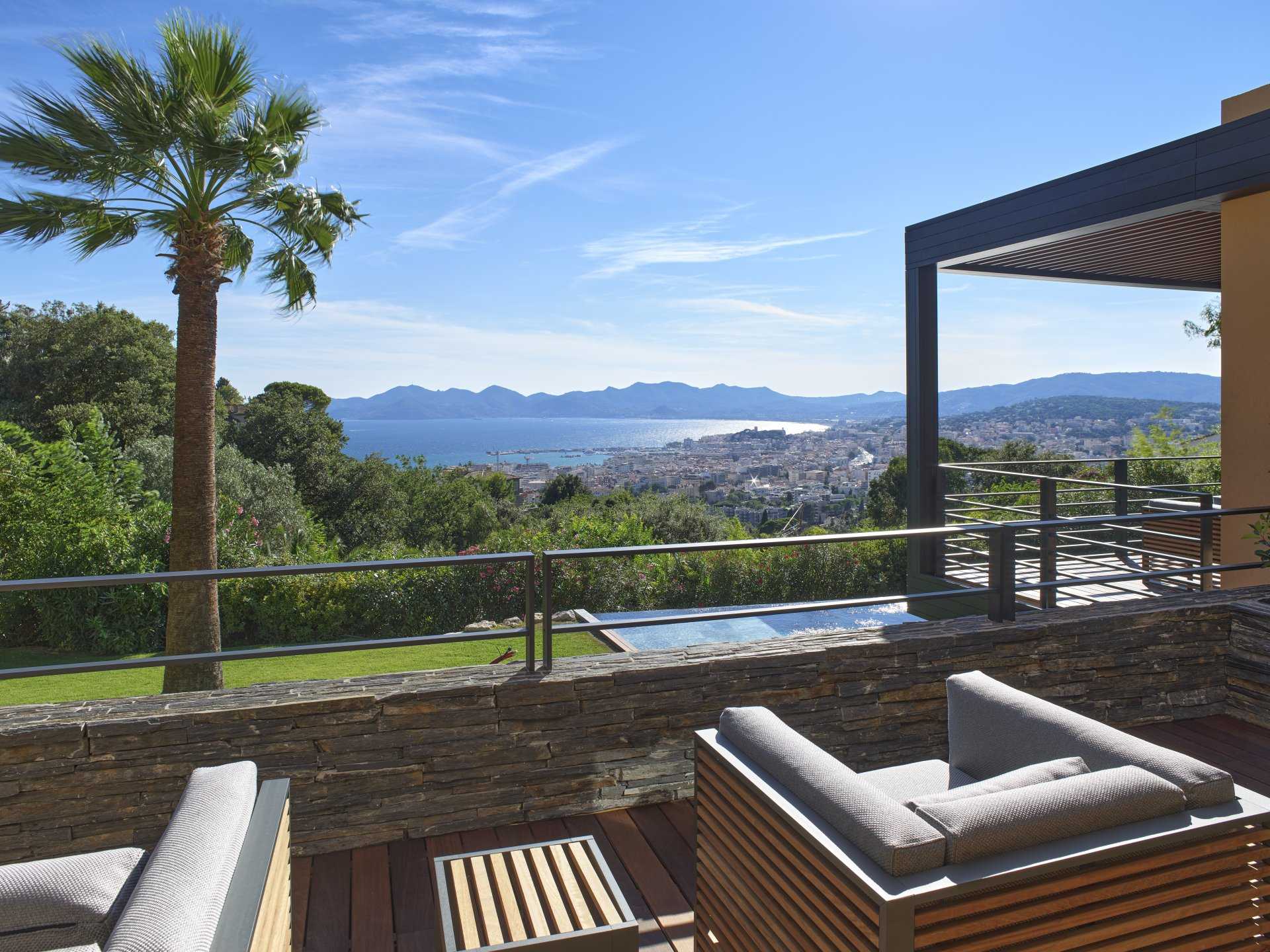 Rumah di Cannes, Provence-Alpes-Cote d'Azur 10062511