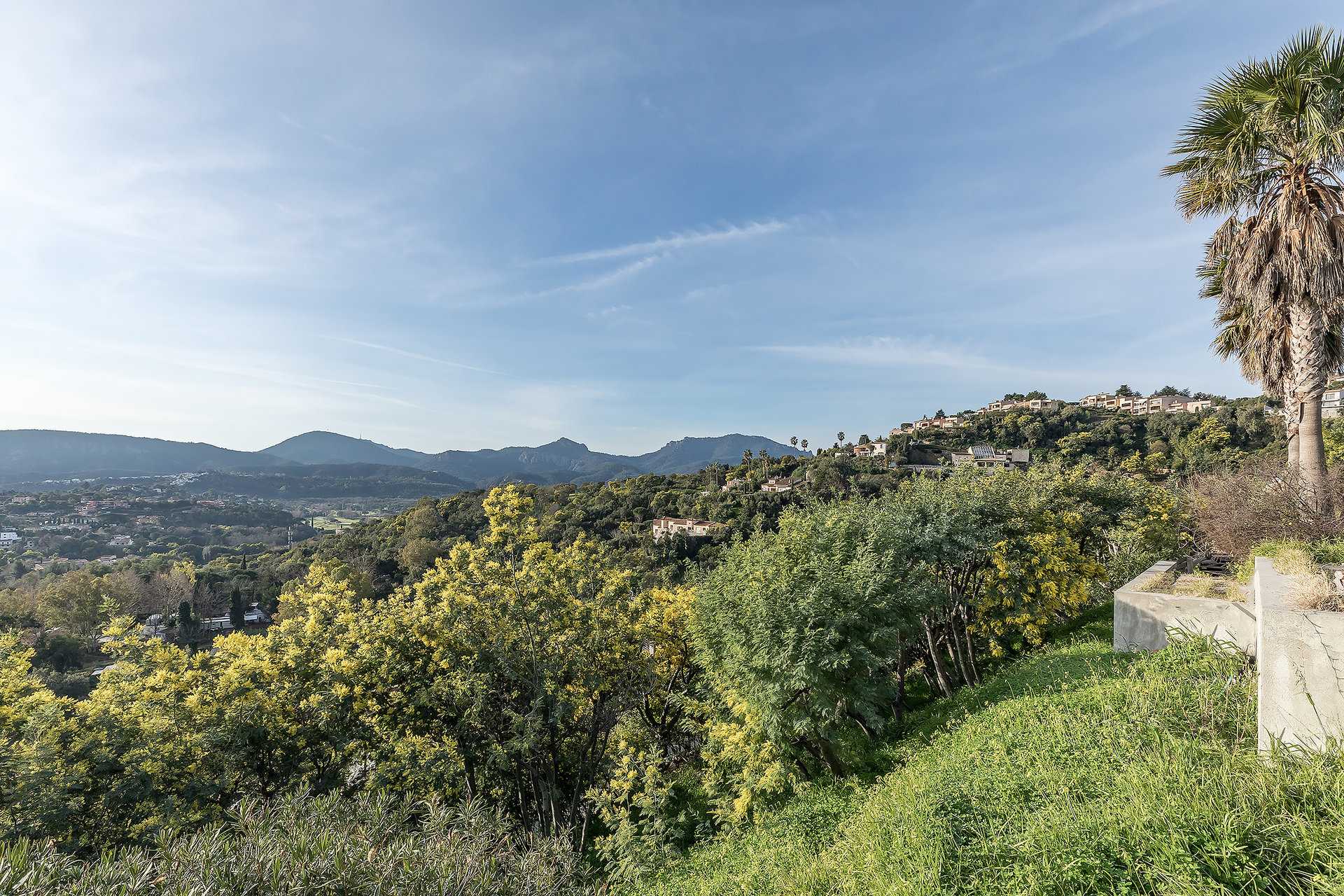 Ejerlejlighed i Les Termes, Provence-Alpes-Cote d'Azur 10062569