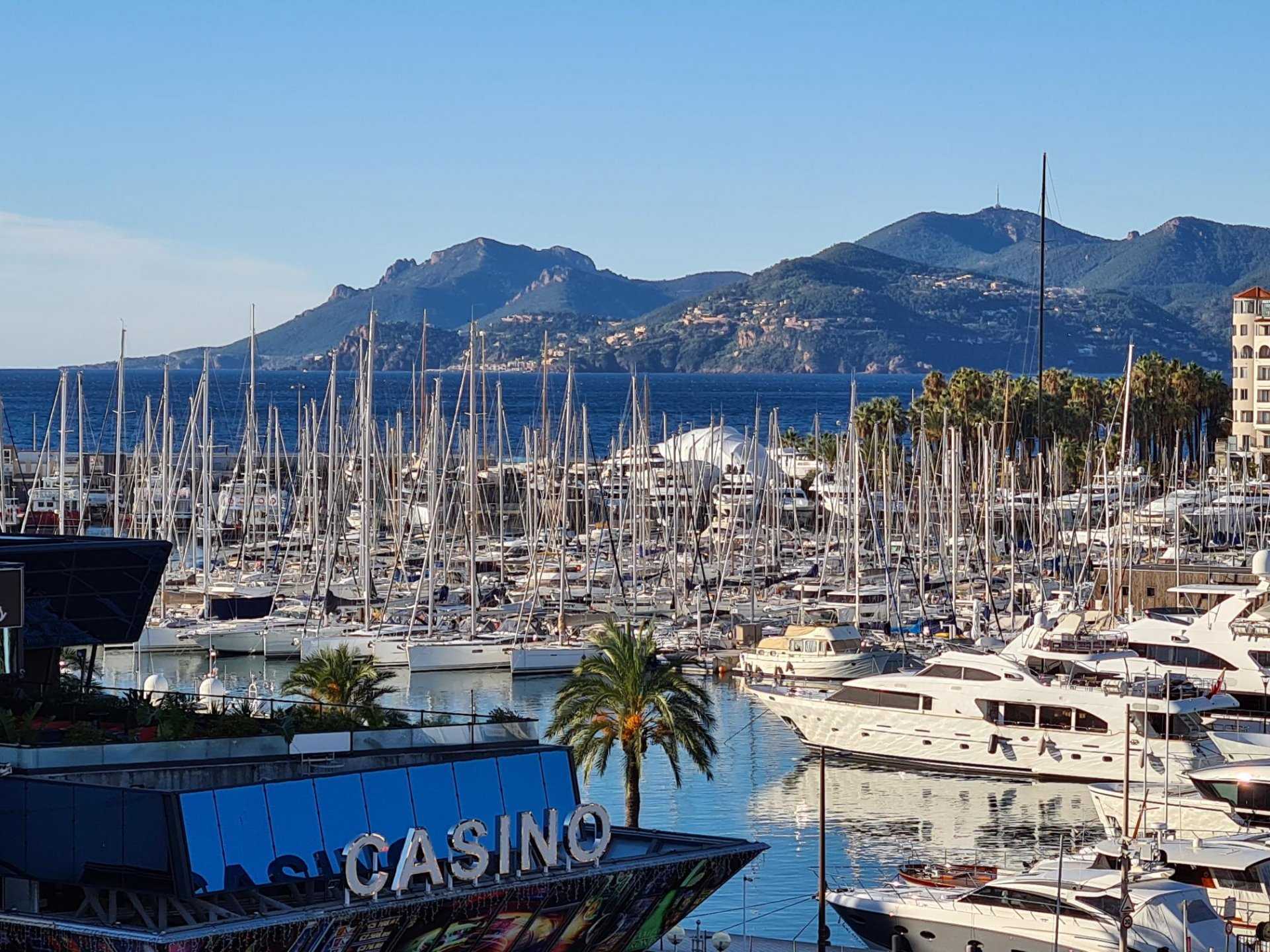 Condominio nel Cannes, Provenza-Alpi-Costa Azzurra 10062583
