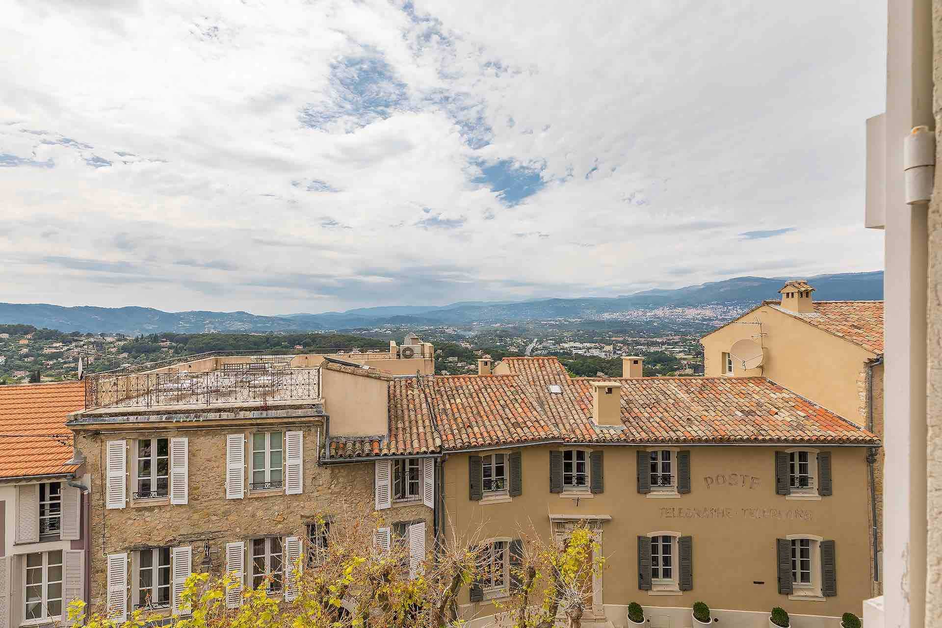 Ejerlejlighed i Mougins, Provence-Alpes-Cote d'Azur 10062617