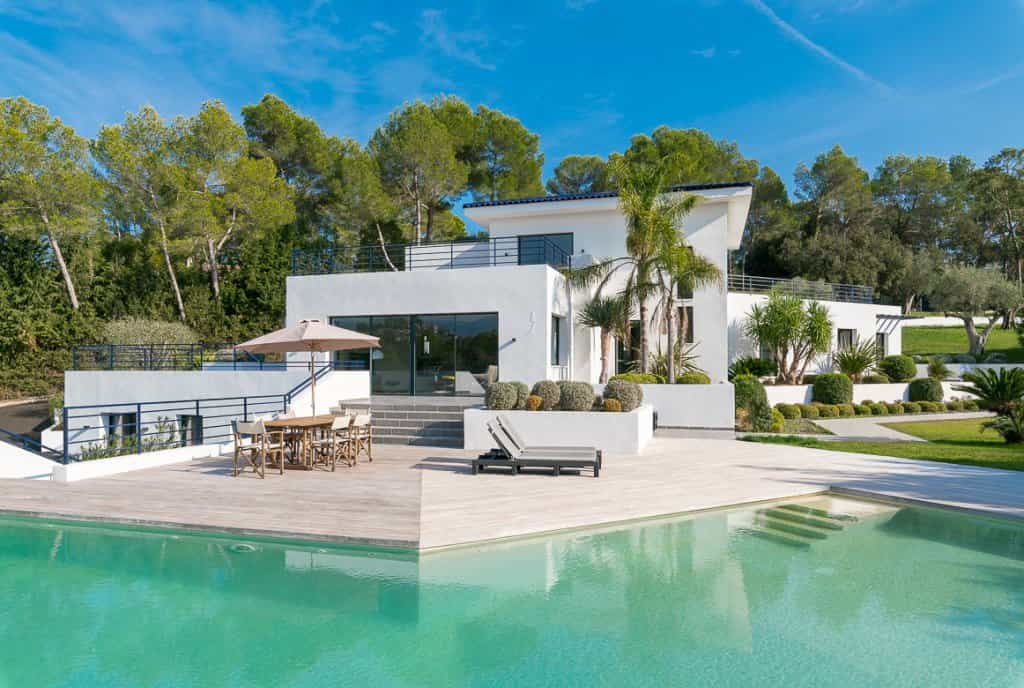 House in Mouans-Sartoux, Provence-Alpes-Cote d'Azur 10062620