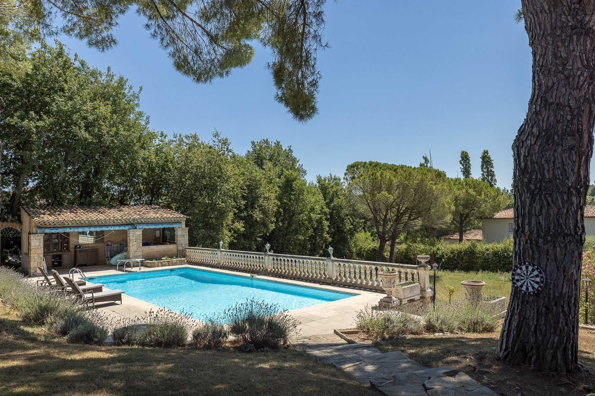 Rumah di Mouans-Sartoux, Provence-Alpes-Cote d'Azur 10062689