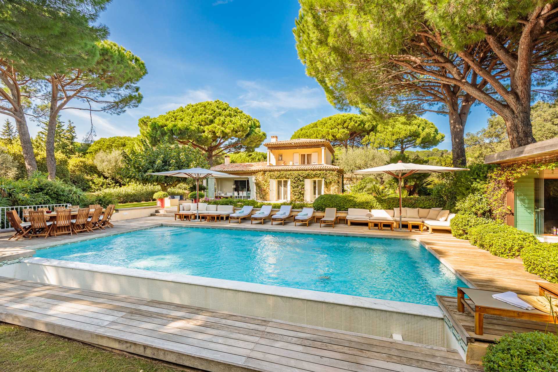 Hus i Ramatuelle, Provence-Alpes-Cote d'Azur 10062755