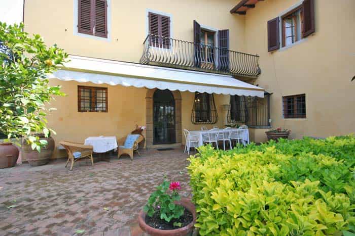 House in Florence, Florence Province 10062885