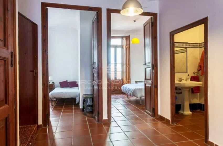Квартира в Валенсія, Валенсія 10063009