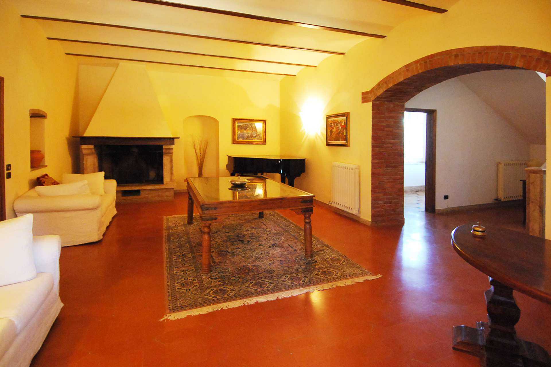 House in Sarteano, Siena 10063031