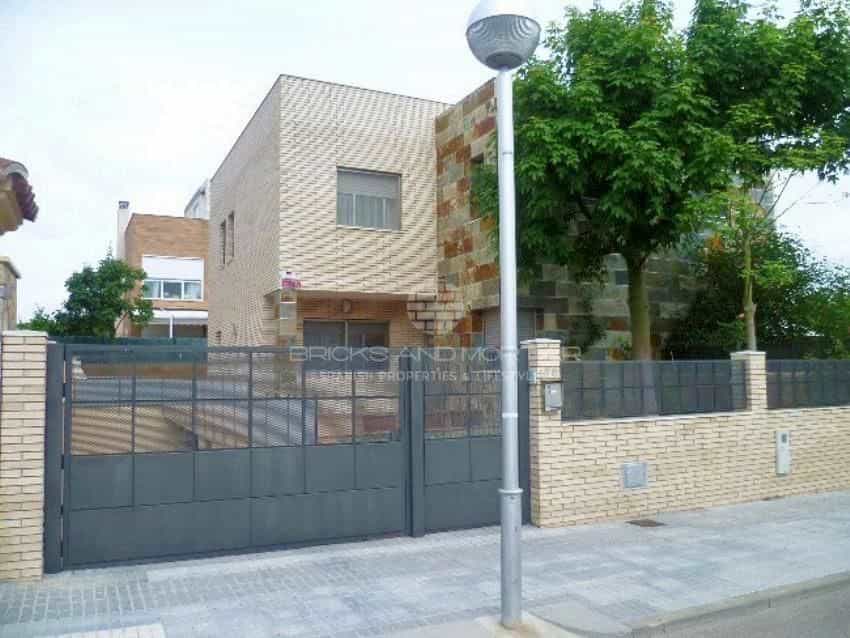 жилой дом в Салоу, Каталония 10063043