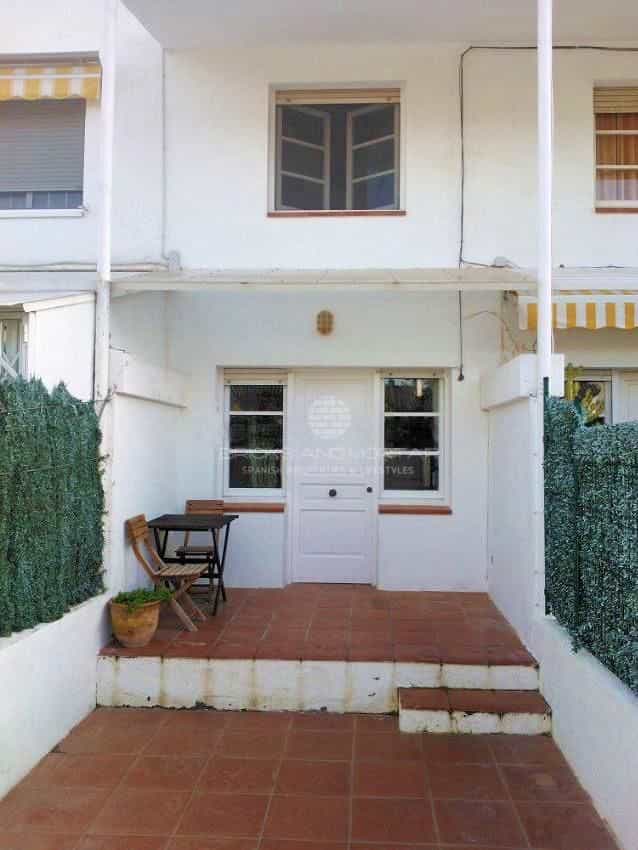 House in Marina, Catalonia 10063050