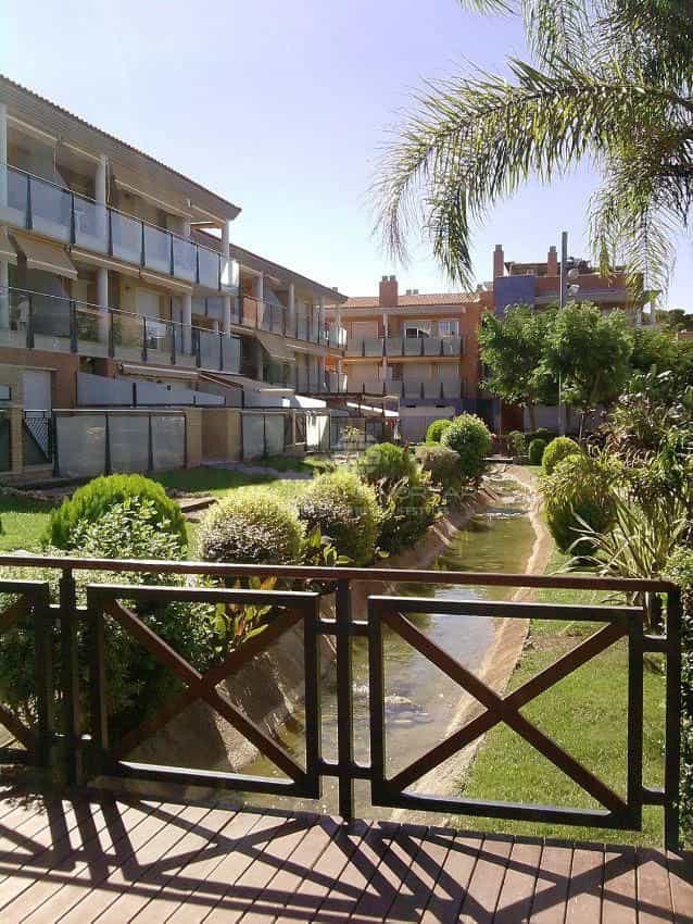 Condominium dans Marina, Catalonia 10063052
