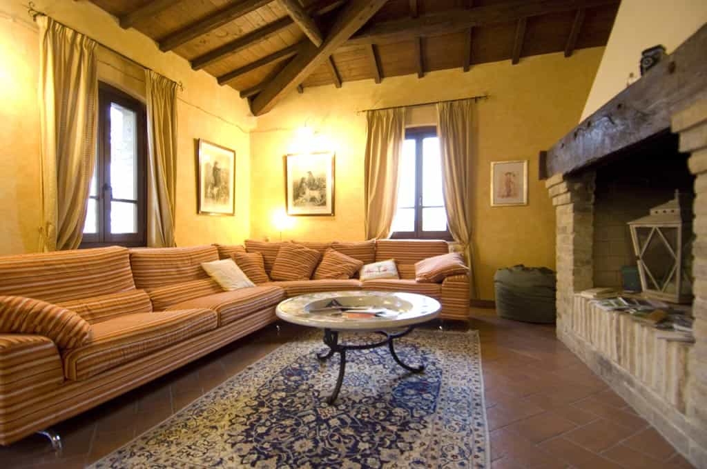 بيت في Umbertide, Perugia 10063072