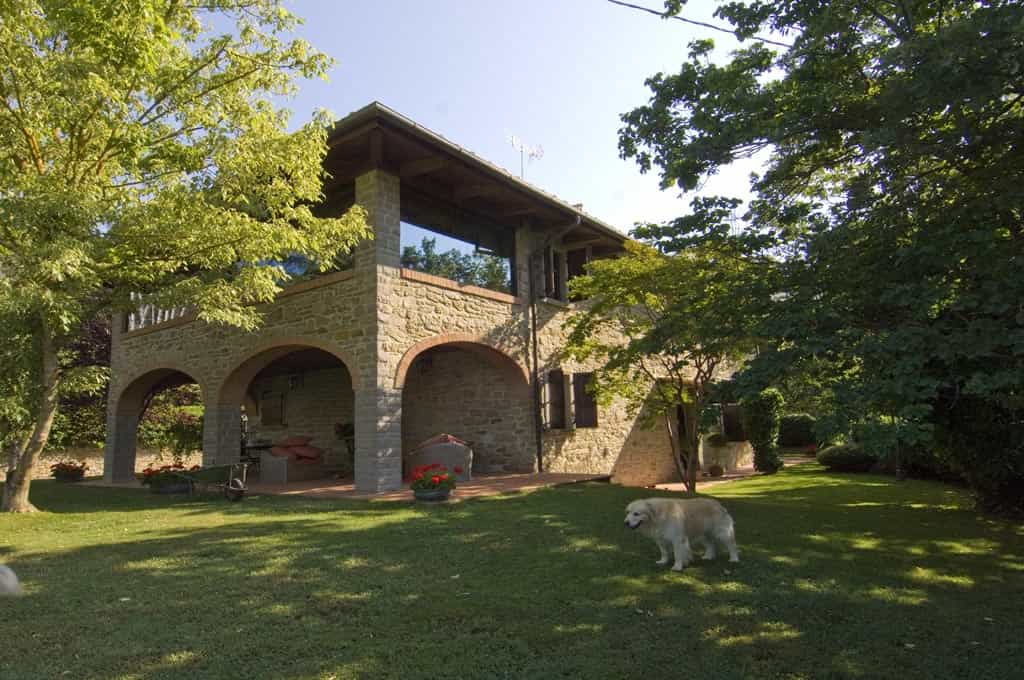 House in Arezzo, Arezzo 10063102