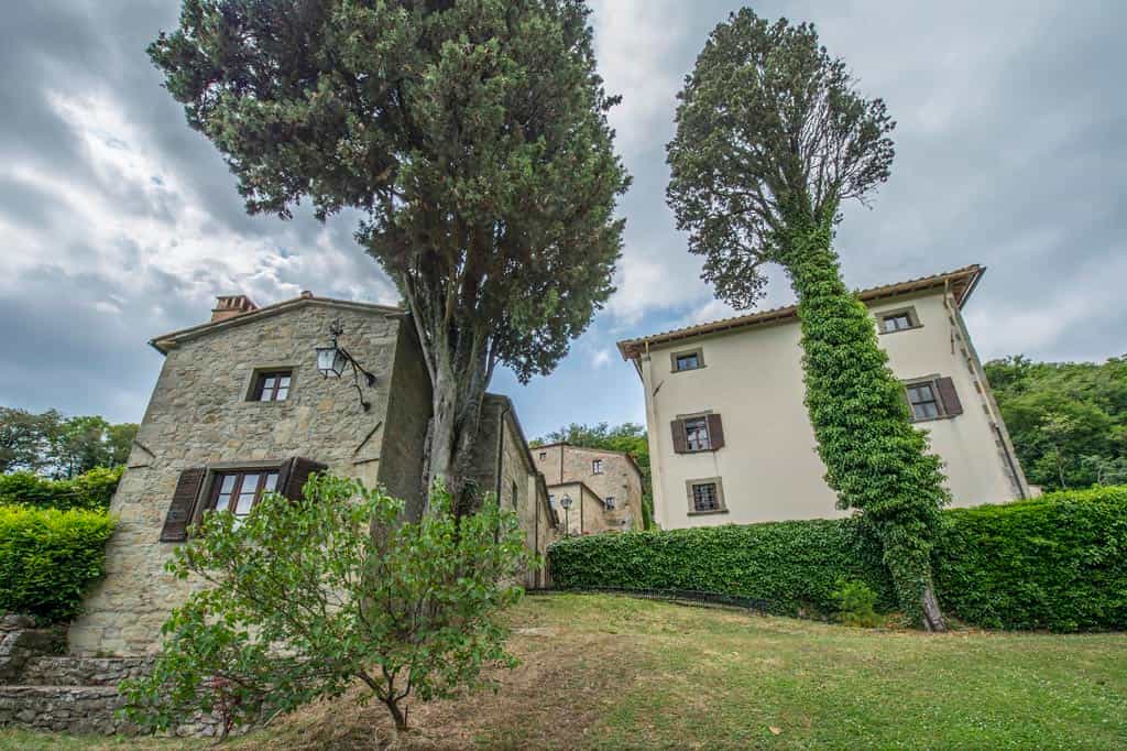 Hus i Arezzo, Arezzo 10063111