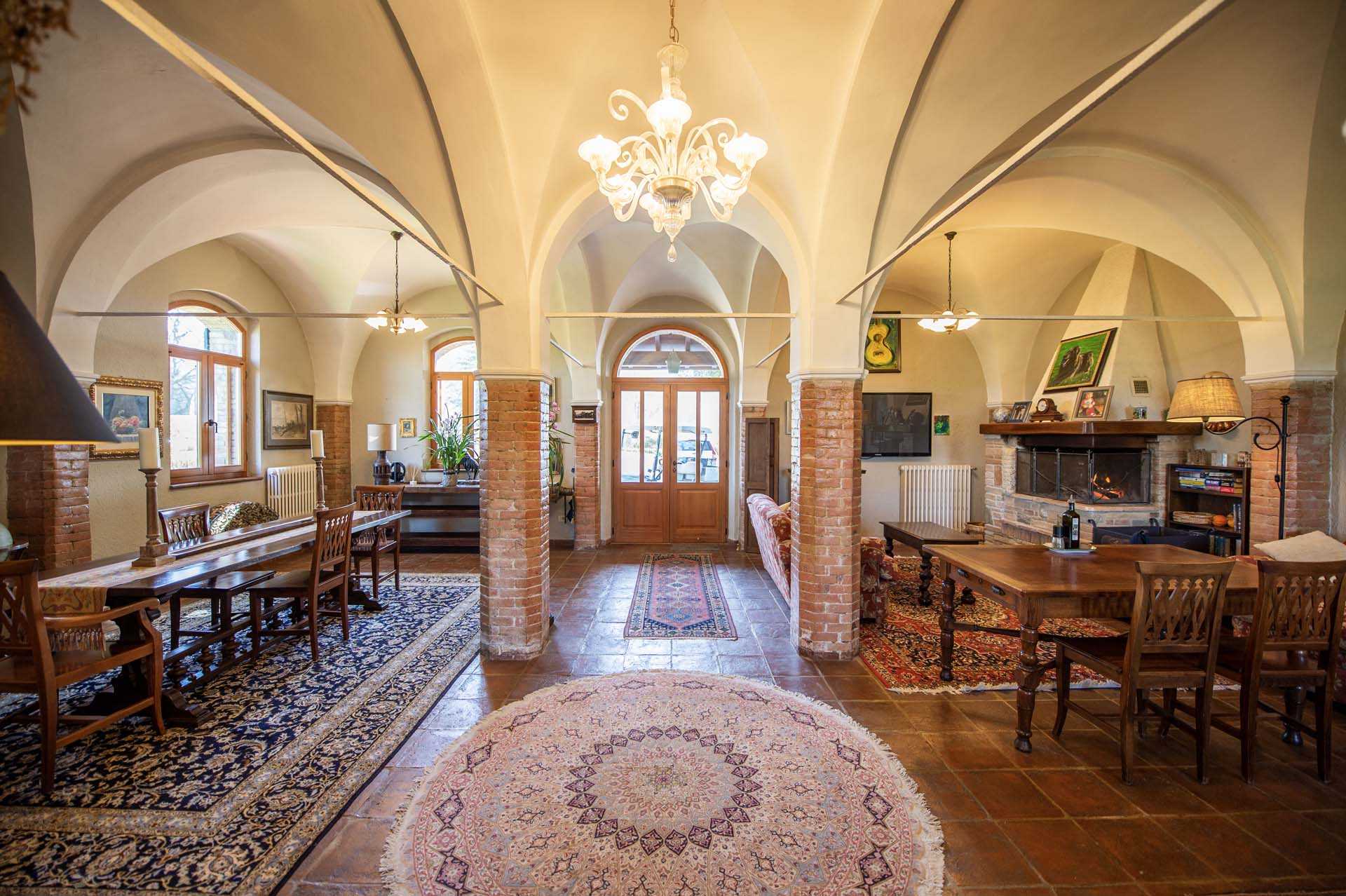 Dom w Perugia, Perugia 10063430