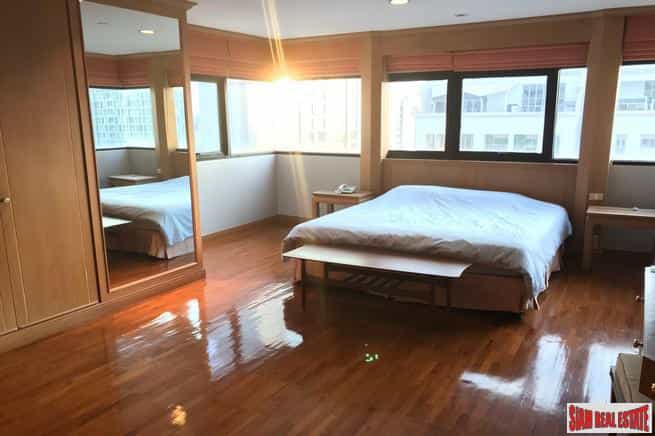 Квартира в Банг Рак, Крунг Теп Маха Накхон 10063484