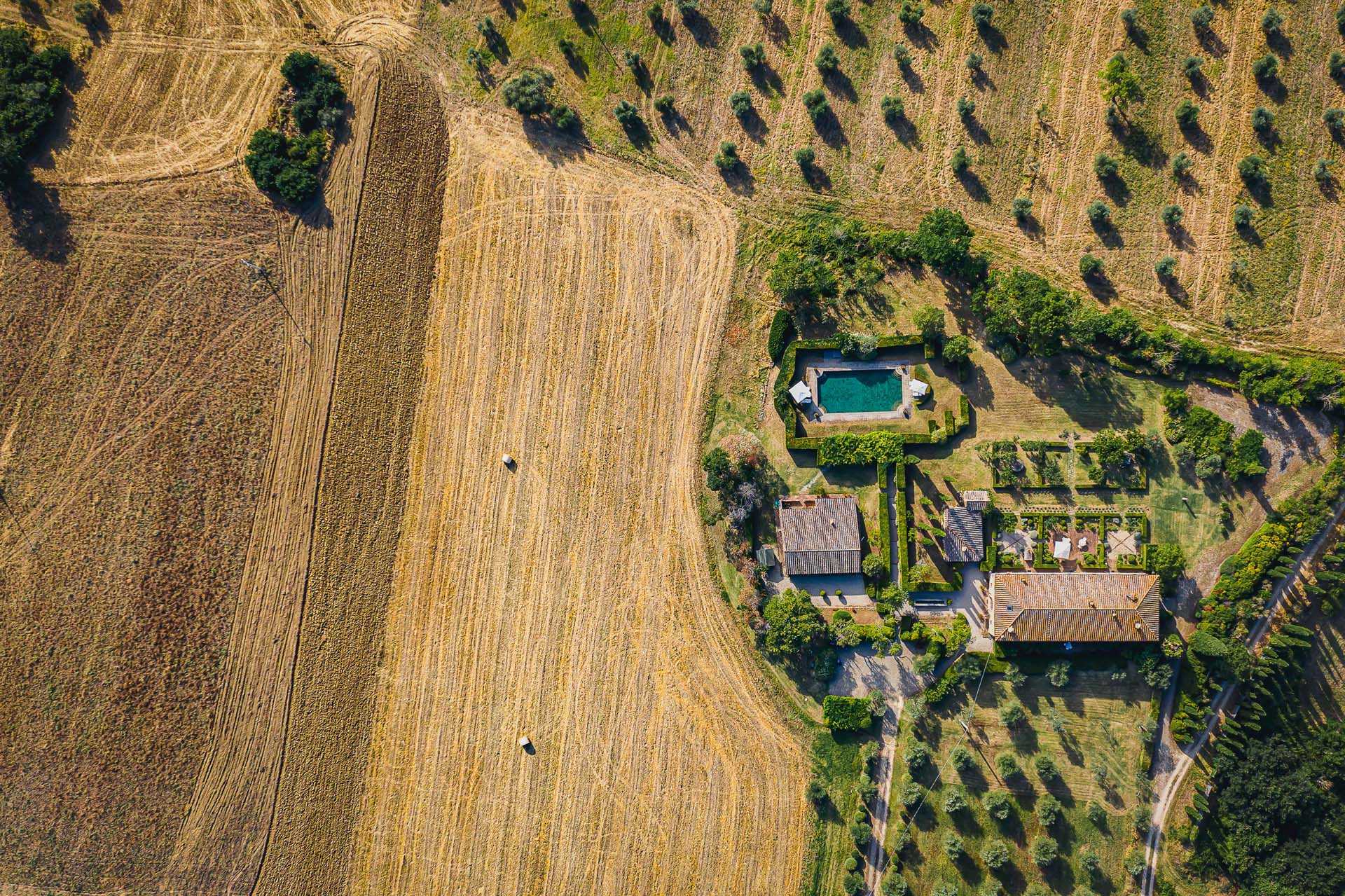 House in San Quirico d'Orcia, Tuscany 10063768