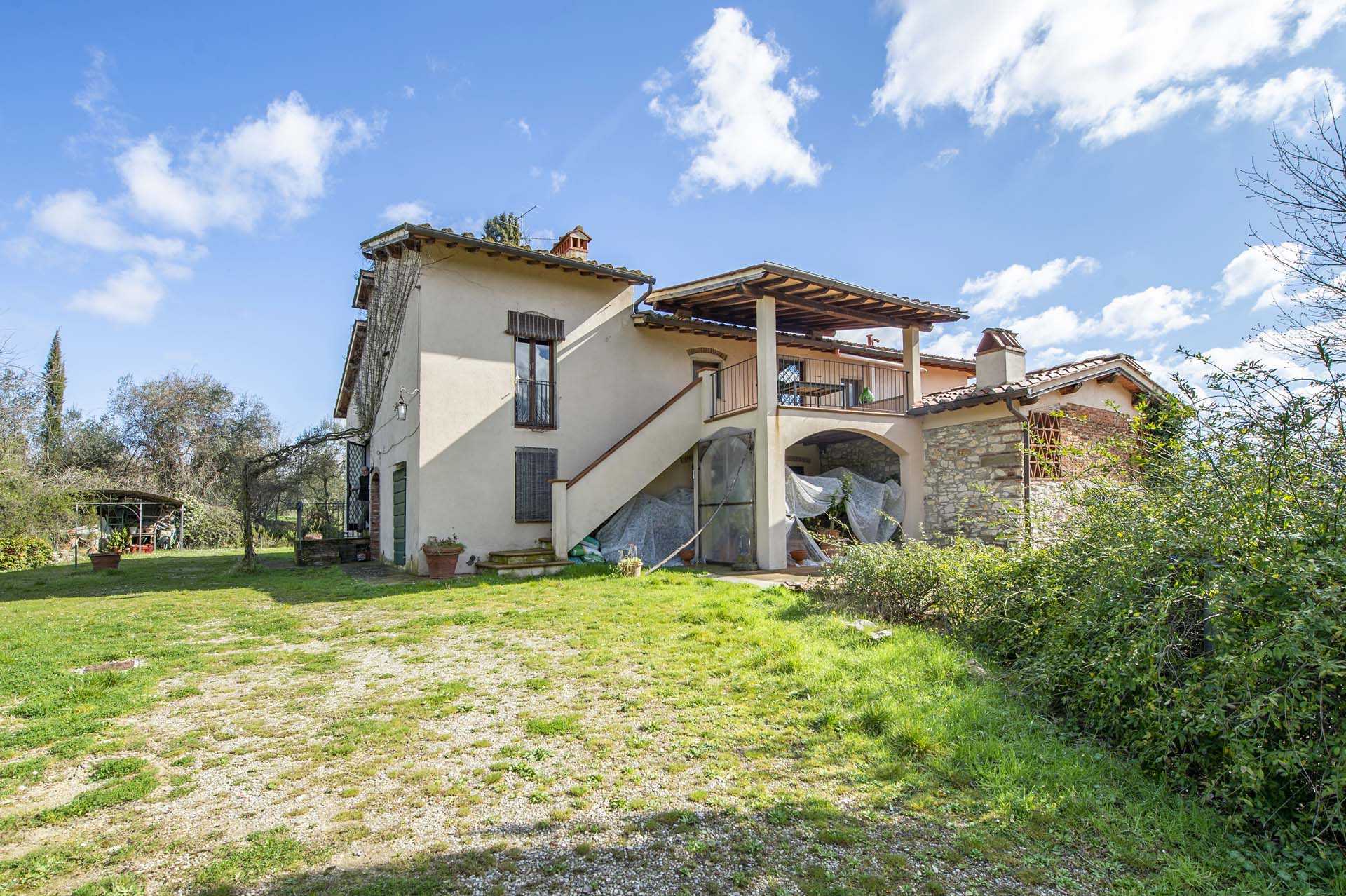 House in Florence, Florence Province 10063928