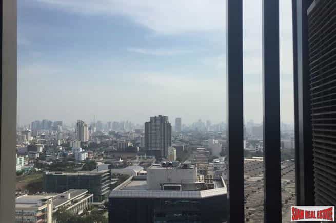 Condominium in Mo Chit, Bangkok 10064230