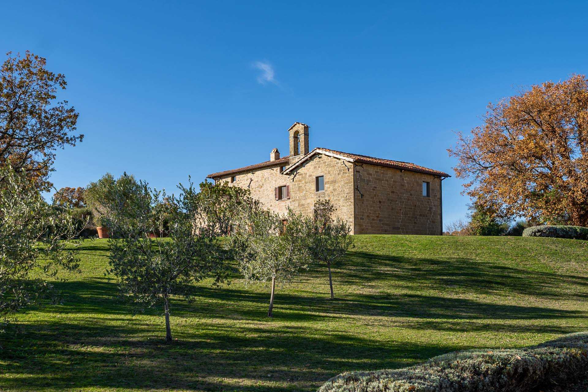 房子 在 Monte Santa Maria Tiberina, Perugia 10064247
