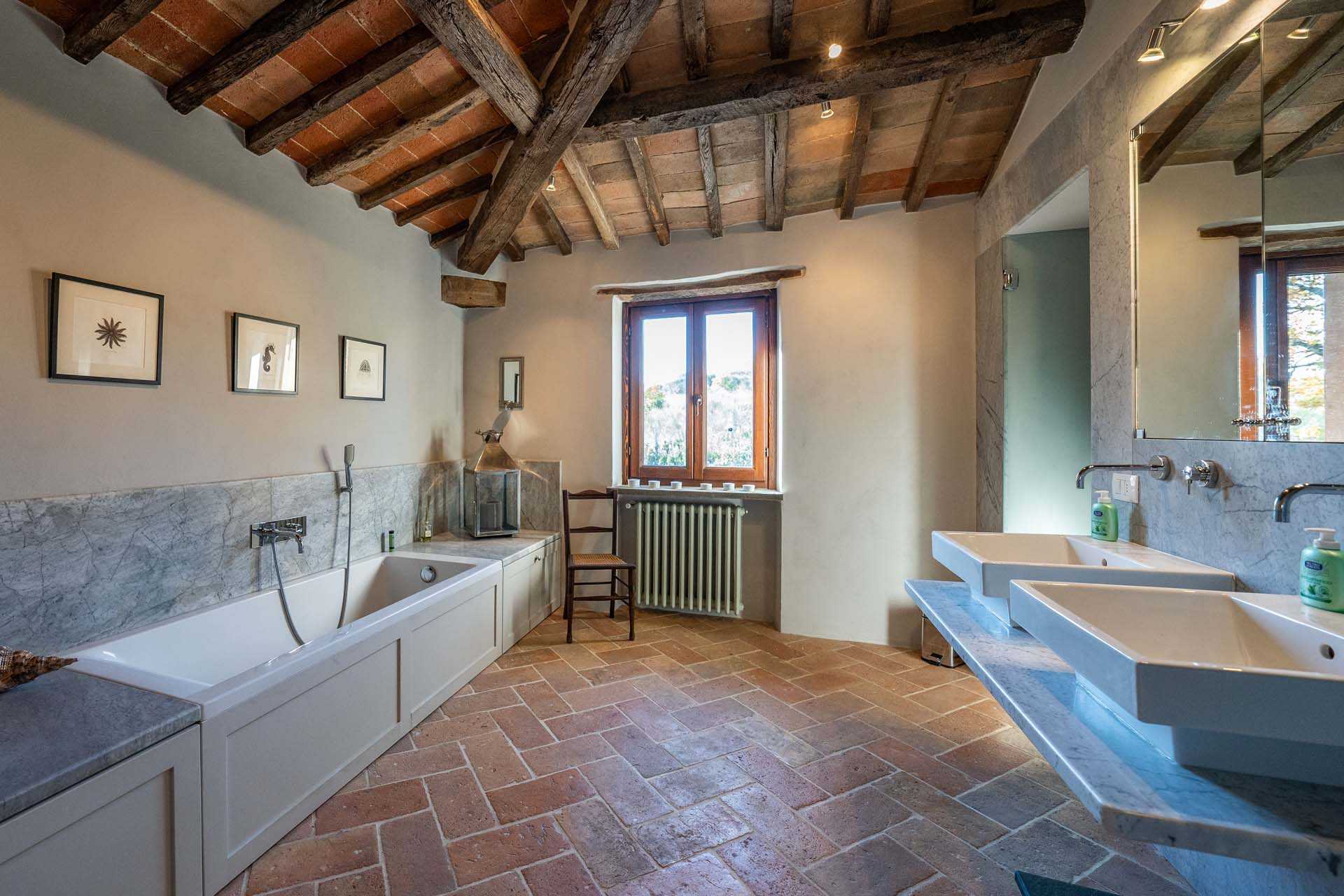 بيت في Monte Santa Maria Tiberina, Perugia 10064247