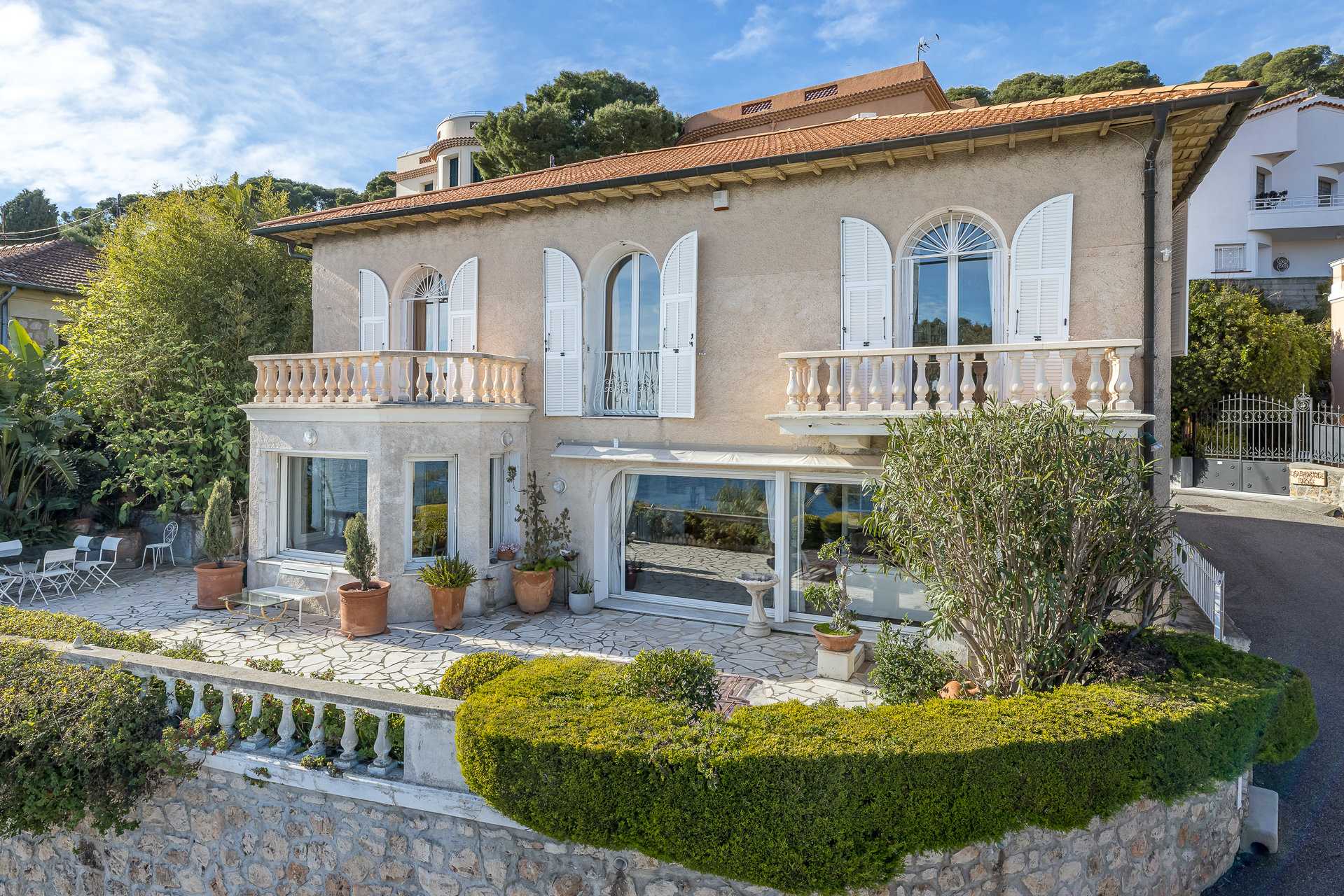 rumah dalam Le Ray, Provence-Alpes-Côte d'Azur 10064359