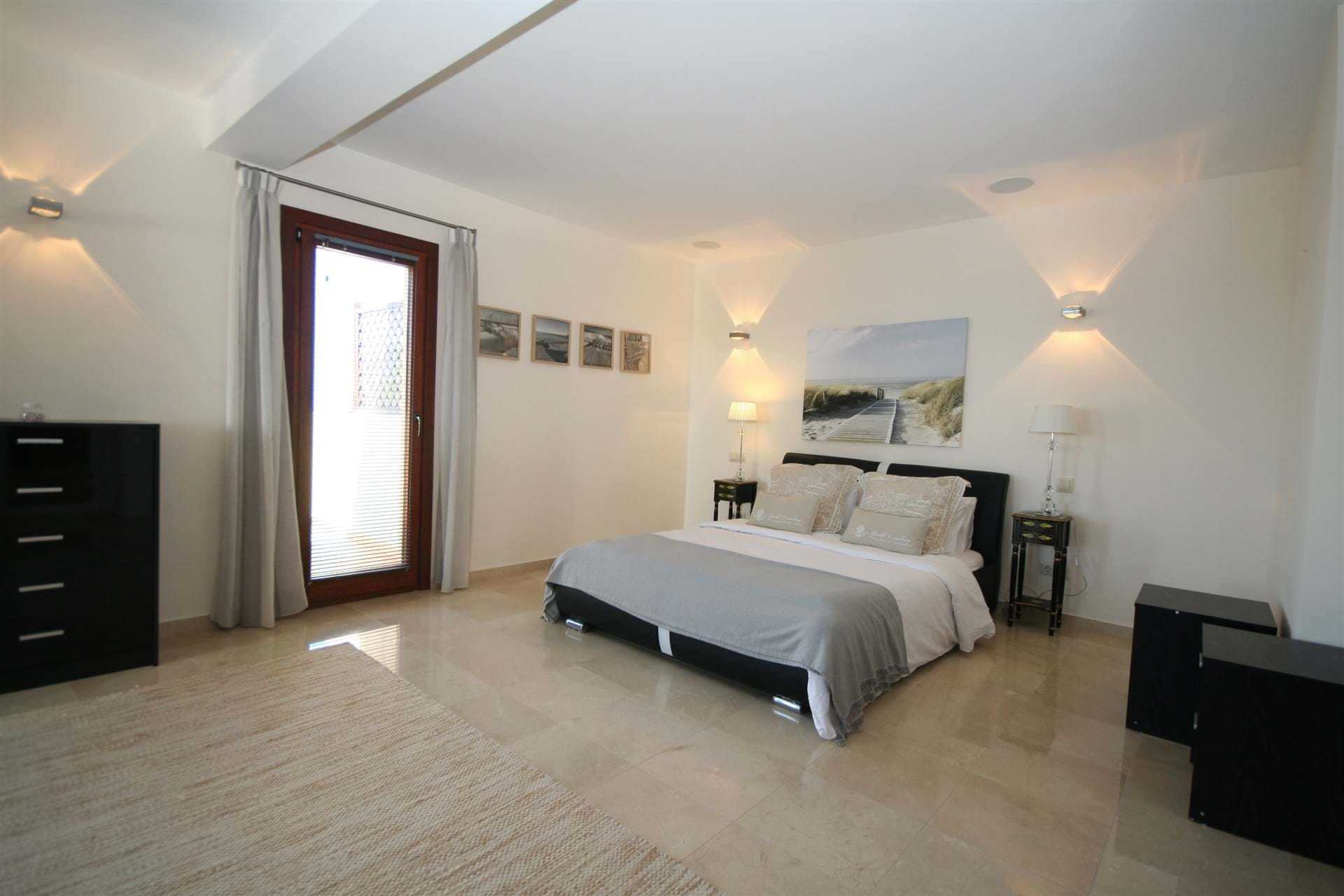 بيت في Costa D'en Blanes, Palma De Mallorca 10064573