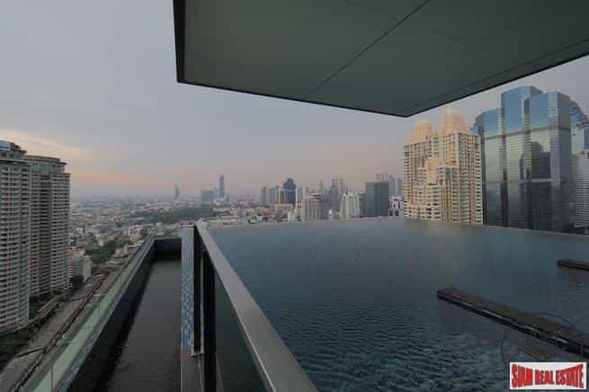 Condominium in Silom, Bangkok 10064578