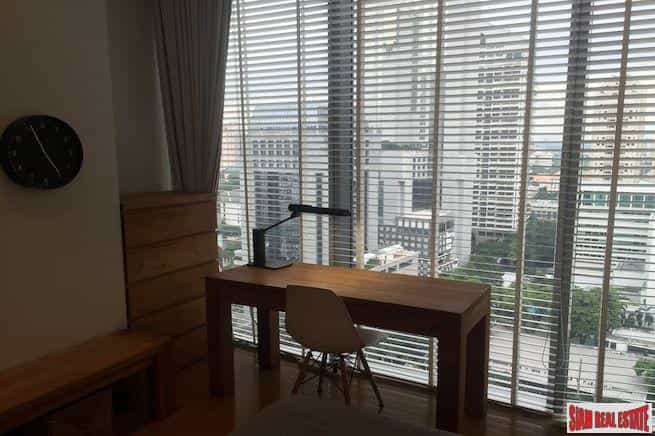 Condominium in Sala Daeng, Bangkok 10064626