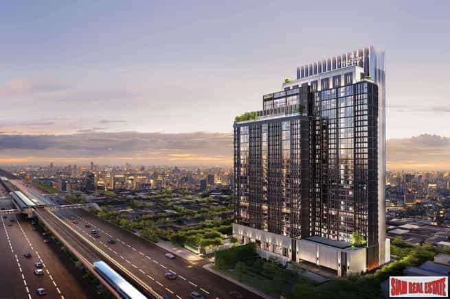 Condominium in Ekkamai, Bangkok 10065221