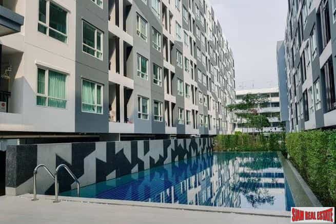 Condominium in On Nut, Bangkok 10065440