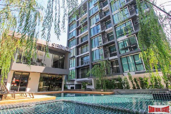 Condominium in Phra Khanong, Krung Thep Maha Nakhon 10065749