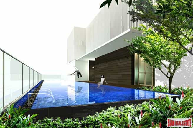 Condominium in Sukhumvit Soi 3-20, Bangkok 10065820